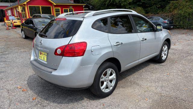 2010 Silver Nissan Rogue S AWD (JN8AS5MV4AW) with an 2.5L L4 DOHC 16V engine, Continuously Variabl transmission, located at 1806 Veterans Memorial Hwy SW, Austell, GA, 30168, (770) 944-9558, 33.817959, -84.606987 - Photo#4