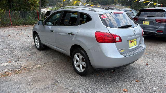 2010 Silver Nissan Rogue S AWD (JN8AS5MV4AW) with an 2.5L L4 DOHC 16V engine, Continuously Variabl transmission, located at 1806 Veterans Memorial Hwy SW, Austell, GA, 30168, (770) 944-9558, 33.817959, -84.606987 - Photo#6