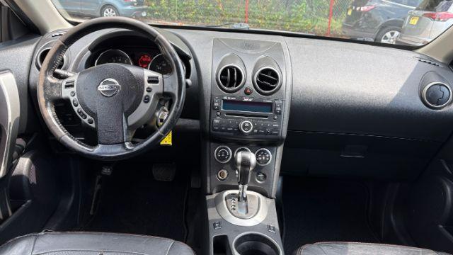 2010 Silver Nissan Rogue S AWD (JN8AS5MV4AW) with an 2.5L L4 DOHC 16V engine, Continuously Variabl transmission, located at 1806 Veterans Memorial Hwy SW, Austell, GA, 30168, (770) 944-9558, 33.817959, -84.606987 - Photo#9