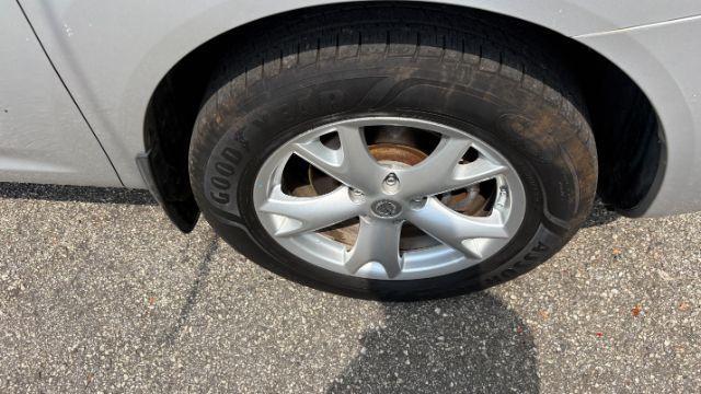 2010 Silver Nissan Rogue S AWD (JN8AS5MV4AW) with an 2.5L L4 DOHC 16V engine, Continuously Variabl transmission, located at 1806 Veterans Memorial Hwy SW, Austell, GA, 30168, (770) 944-9558, 33.817959, -84.606987 - Photo#16