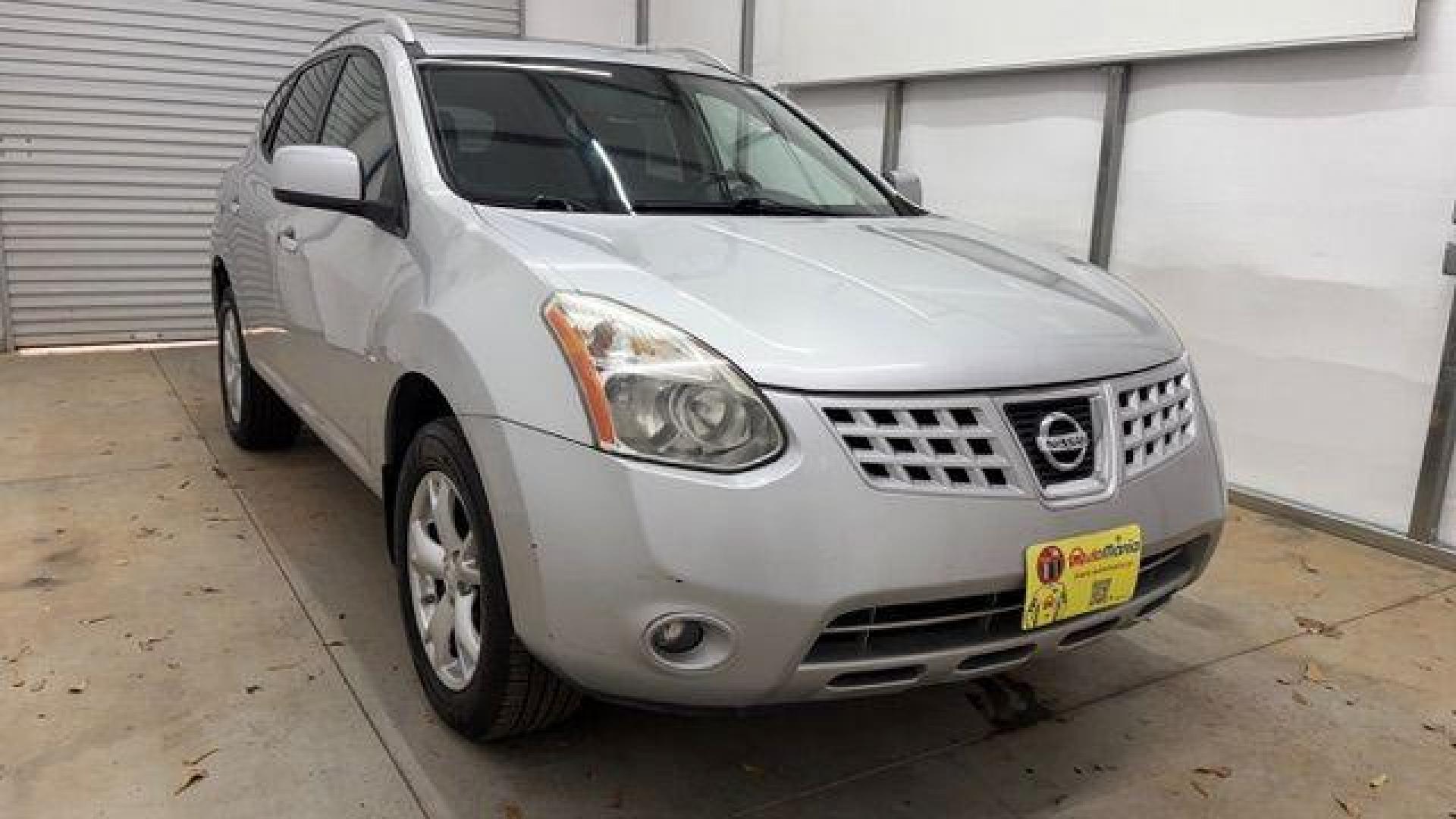 2010 Silver Nissan Rogue S AWD (JN8AS5MV4AW) with an 2.5L L4 DOHC 16V engine, Continuously Variabl transmission, located at 1806 Veterans Memorial Hwy SW, Austell, GA, 30168, (770) 944-9558, 33.817959, -84.606987 - Photo#8