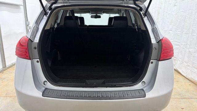 2010 Silver Nissan Rogue S AWD (JN8AS5MV4AW) with an 2.5L L4 DOHC 16V engine, Continuously Variabl transmission, located at 1806 Veterans Memorial Hwy SW, Austell, GA, 30168, (770) 944-9558, 33.817959, -84.606987 - Photo#16