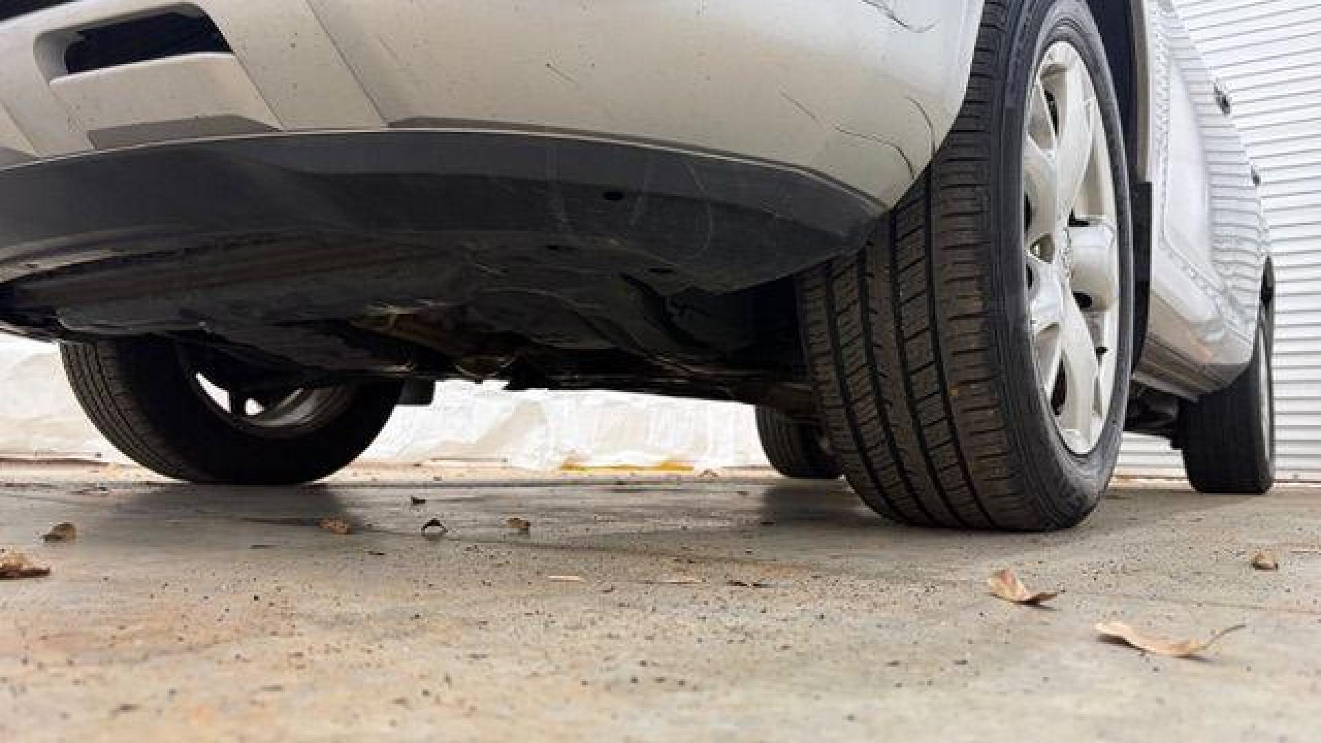 2010 Silver Nissan Rogue S AWD (JN8AS5MV4AW) with an 2.5L L4 DOHC 16V engine, Continuously Variabl transmission, located at 1806 Veterans Memorial Hwy SW, Austell, GA, 30168, (770) 944-9558, 33.817959, -84.606987 - Photo#20