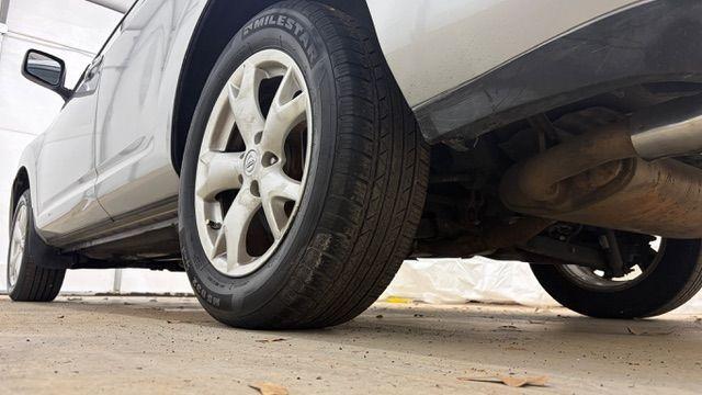 2010 Silver Nissan Rogue S AWD (JN8AS5MV4AW) with an 2.5L L4 DOHC 16V engine, Continuously Variabl transmission, located at 1806 Veterans Memorial Hwy SW, Austell, GA, 30168, (770) 944-9558, 33.817959, -84.606987 - Photo#21