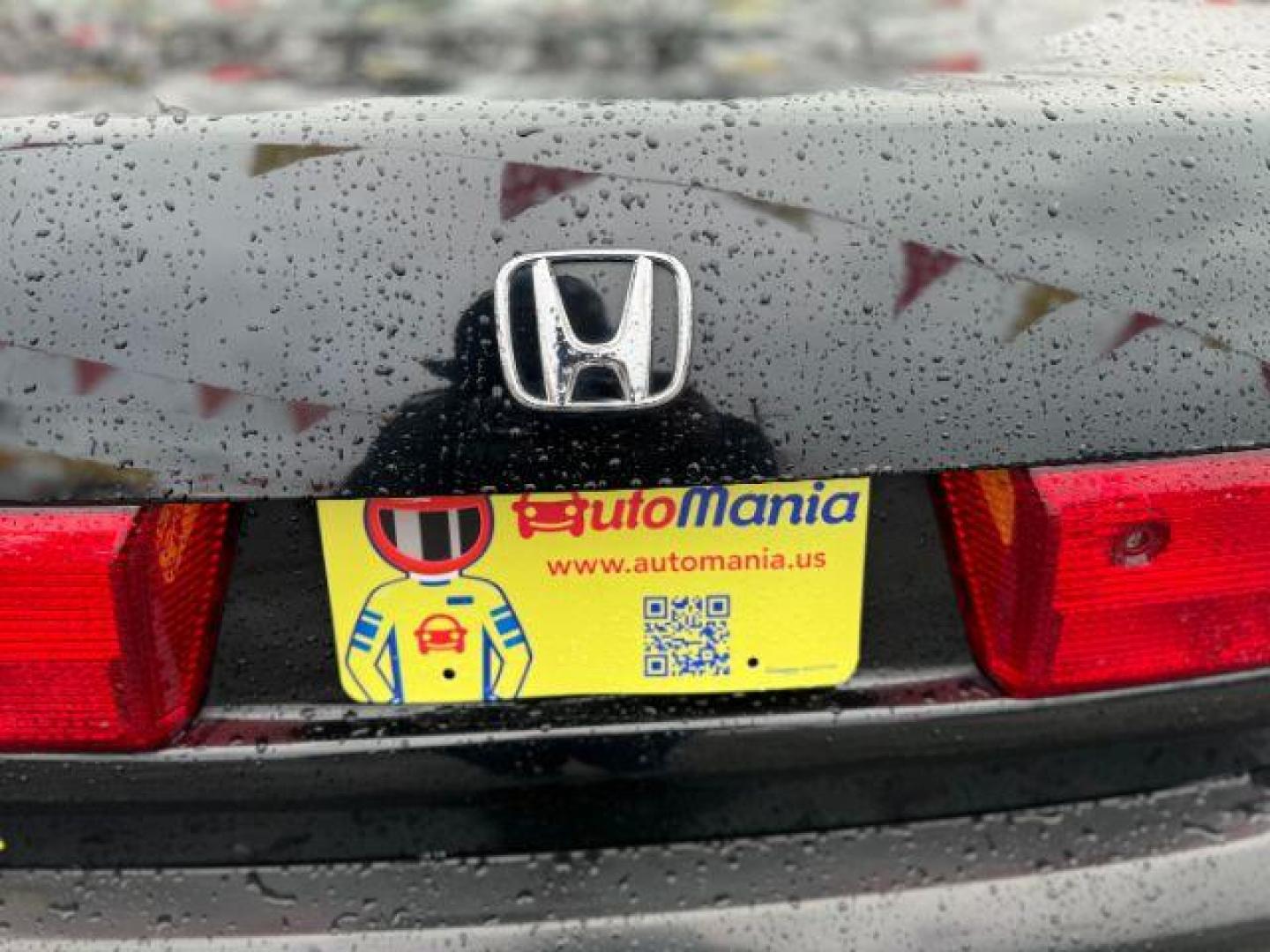 2005 Black Honda Accord EX-L Sedan AT with XM Radio (1HGCM56895A) with an 2.4L L4 DOHC 16V engine, 5-Speed Automatic transmission, located at 1806 Veterans Memorial Hwy SW, Austell, GA, 30168, (770) 944-9558, 33.817959, -84.606987 - Photo#13