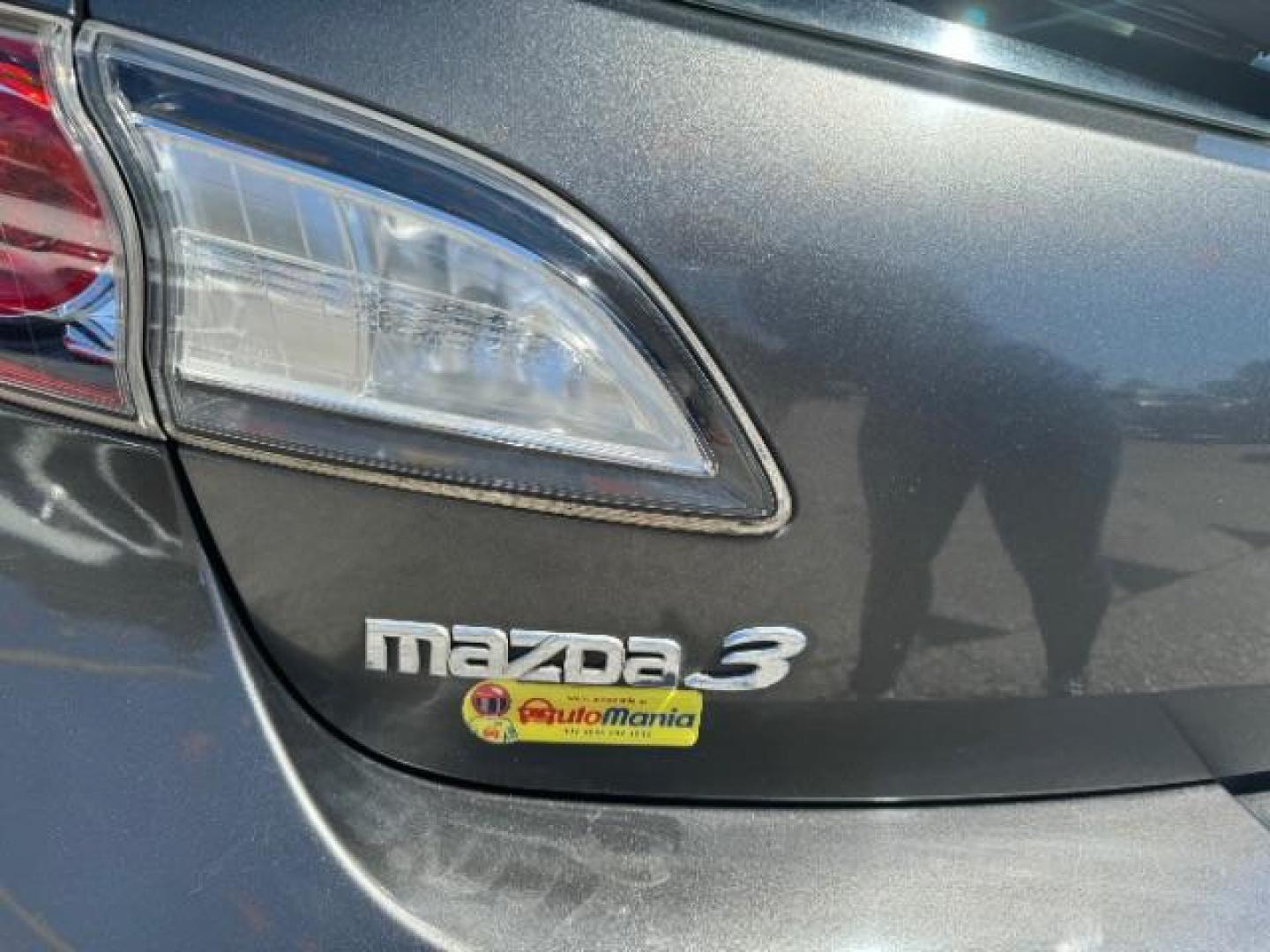 2012 GRAY Mazda MAZDA3 I Touring 5-Door (JM1BL1L83C1) with an 2.0L L4 DOHC 16V engine, 5-Speed Automatic transmission, located at 1806 Veterans Memorial Hwy SW, Austell, GA, 30168, (770) 944-9558, 33.817959, -84.606987 - Photo#15