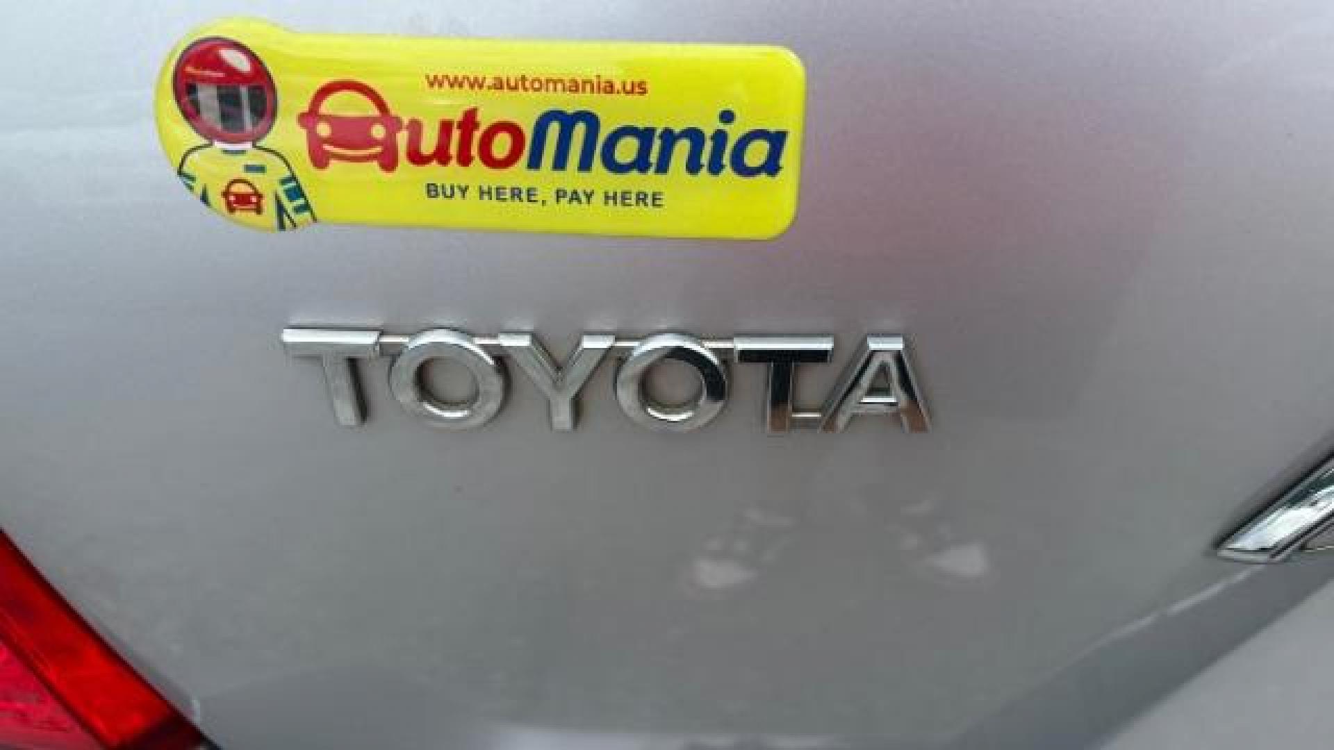 2009 Silver Toyota Highlander Limited 4WD (JTEES42AX92) with an 3.5L V6 DOHC 24V engine, 5-Speed Automatic transmission, located at 1806 Veterans Memorial Hwy SW, Austell, GA, 30168, (770) 944-9558, 33.817959, -84.606987 - Photo#16