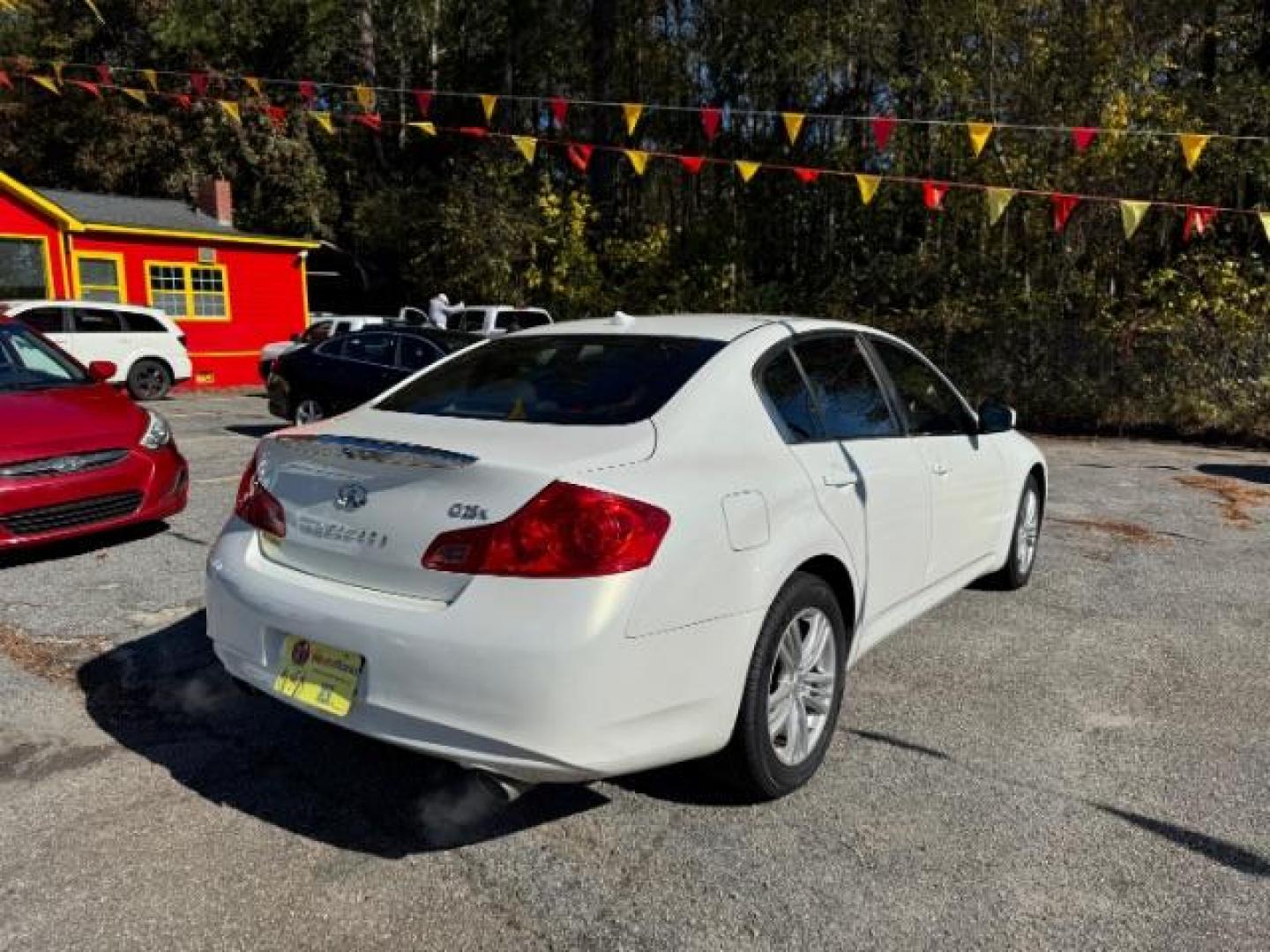 2011 WHITE Infiniti G Sedan G25x AWD (JN1DV6AR5BM) with an 2.5L L4 DOHC 16V engine, 5-Speed Automatic transmission, located at 1806 Veterans Memorial Hwy SW, Austell, GA, 30168, (770) 944-9558, 33.817959, -84.606987 - Photo#1