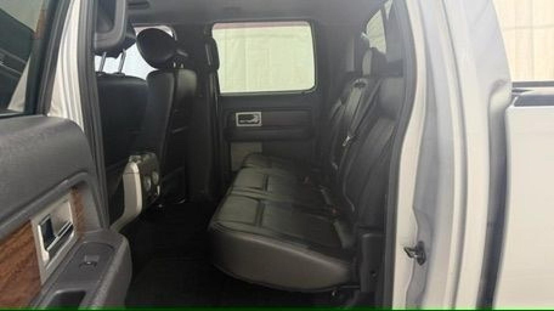 2014 Silver Ford F-150 LARIAT (1FTFW1CT0EK) with an 3.5L V6 TURBO engine, 6-Speed Automatic transmission, located at 1806 Veterans Memorial Hwy SW, Austell, GA, 30168, (770) 944-9558, 33.817959, -84.606987- Photo#5