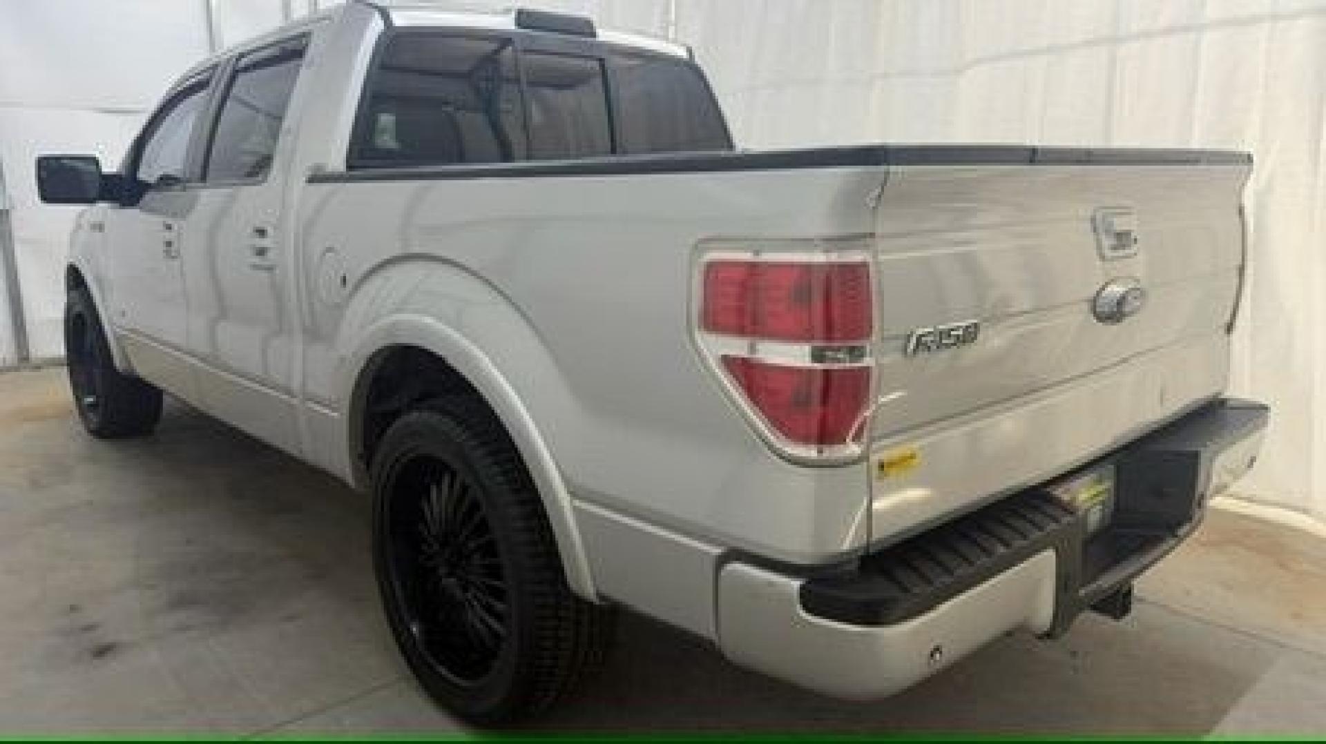 2014 Silver Ford F-150 LARIAT (1FTFW1CT0EK) with an 3.5L V6 TURBO engine, 6-Speed Automatic transmission, located at 1806 Veterans Memorial Hwy SW, Austell, GA, 30168, (770) 944-9558, 33.817959, -84.606987- Photo#8