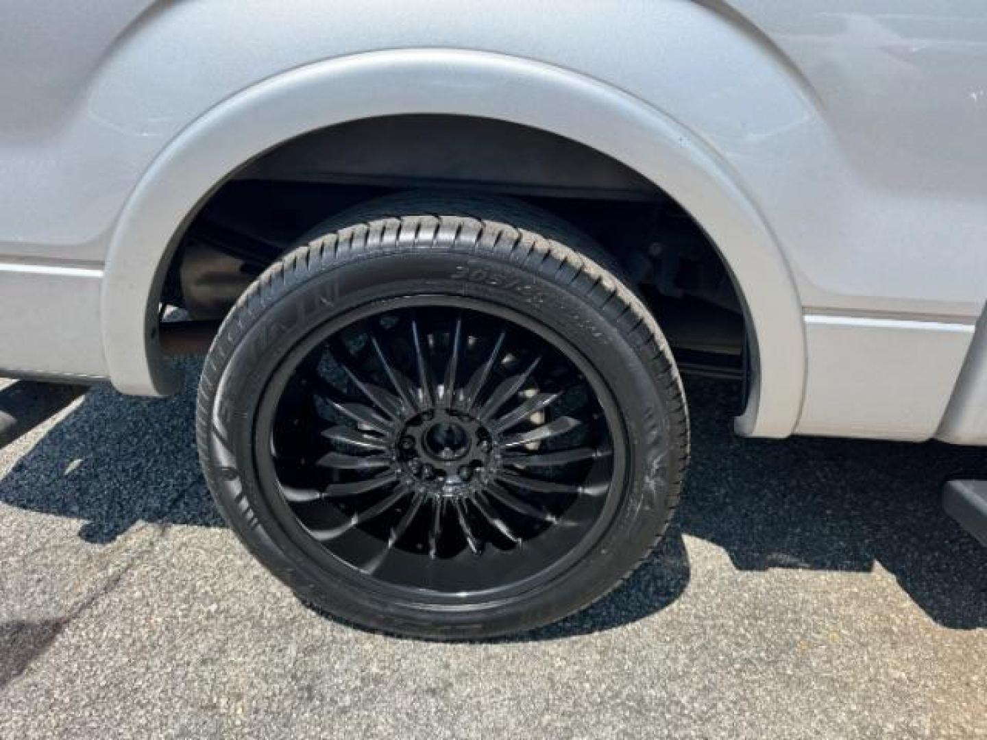 2014 Silver Ford F-150 LARIAT (1FTFW1CT0EK) with an 3.5L V6 TURBO engine, 6-Speed Automatic transmission, located at 1806 Veterans Memorial Hwy SW, Austell, GA, 30168, (770) 944-9558, 33.817959, -84.606987 - Photo#20