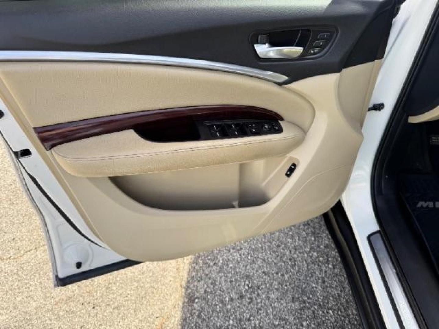 2014 White Acura MDX 6-Spd AT (5FRYD3H22EB) with an 3.5L V6 SOHC 24V engine, 6-Speed Automatic transmission, located at 1806 Veterans Memorial Hwy SW, Austell, GA, 30168, (770) 944-9558, 33.817959, -84.606987 - Photo#6