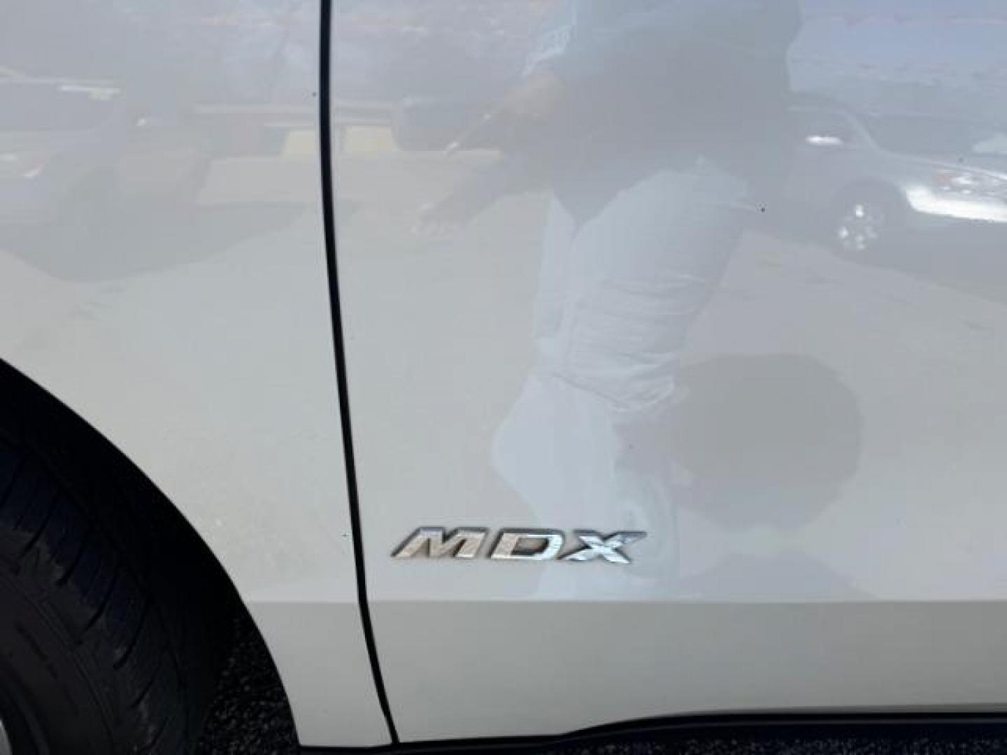 2014 White Acura MDX 6-Spd AT (5FRYD3H22EB) with an 3.5L V6 SOHC 24V engine, 6-Speed Automatic transmission, located at 1806 Veterans Memorial Hwy SW, Austell, GA, 30168, (770) 944-9558, 33.817959, -84.606987 - Photo#20