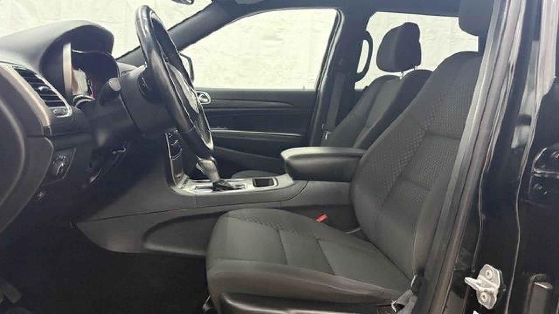 2014 Gray Jeep Cherokee Latitude FWD (1C4PJLCB4EW) with an 2.4L L4 DOHC 16V engine, 9-Speed Automatic transmission, located at 1806 Veterans Memorial Hwy SW, Austell, GA, 30168, (770) 944-9558, 33.817959, -84.606987- Photo#11