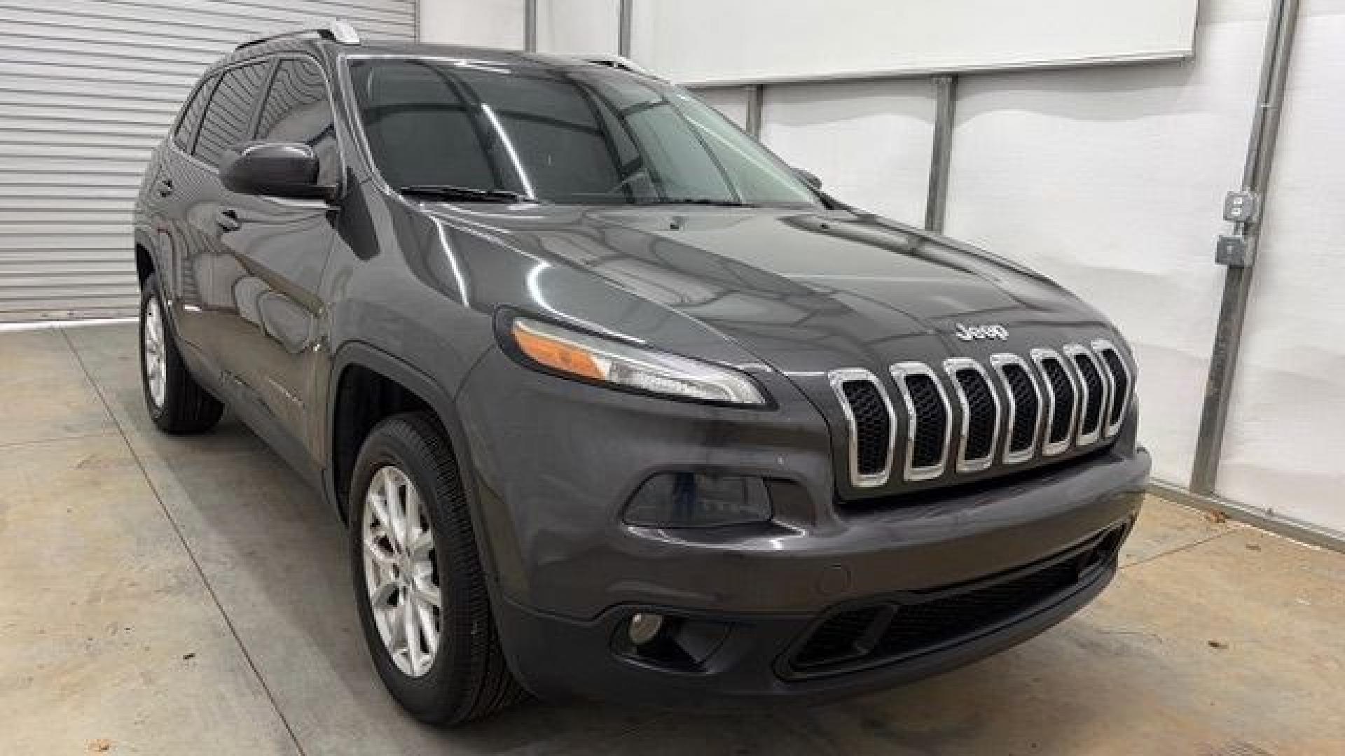 2014 Gray Jeep Cherokee Latitude FWD (1C4PJLCB4EW) with an 2.4L L4 DOHC 16V engine, 9-Speed Automatic transmission, located at 1806 Veterans Memorial Hwy SW, Austell, GA, 30168, (770) 944-9558, 33.817959, -84.606987- Photo#24