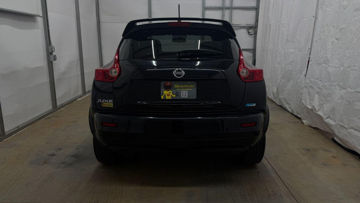 2014 Nissan Juke S FWD (JN8AF5MR5ET) with an 1.6L L4 DOHC 16V TURBO engine, Continuously Variable Transmission transmission, located at 1806 Veterans Memorial Hwy SW, Austell, GA, 30168, (770) 944-9558, 33.817959, -84.606987 - Photo#3