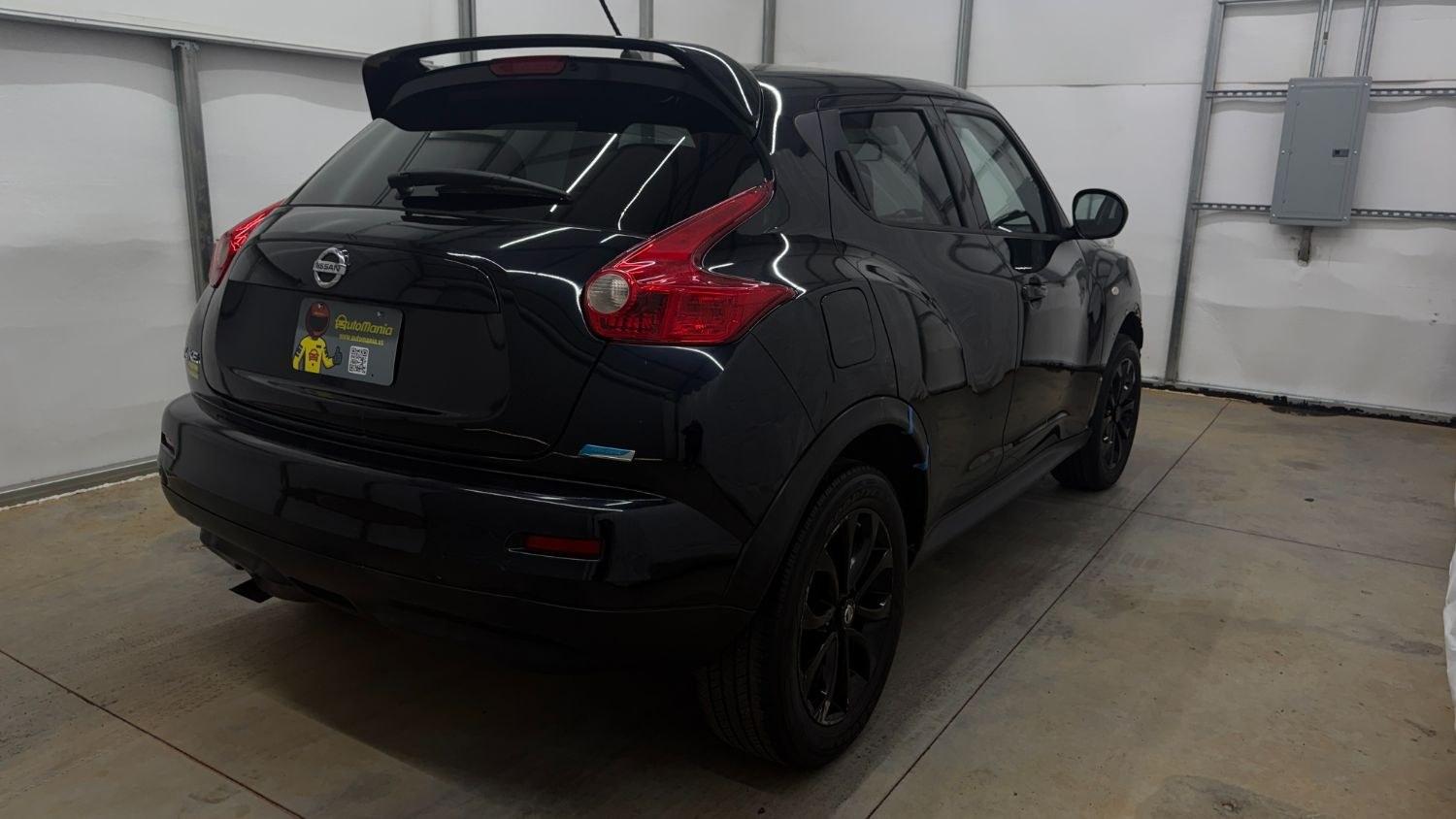 2014 Nissan Juke S FWD (JN8AF5MR5ET) with an 1.6L L4 DOHC 16V TURBO engine, Continuously Variable Transmission transmission, located at 1806 Veterans Memorial Hwy SW, Austell, GA, 30168, (770) 944-9558, 33.817959, -84.606987 - Photo#4