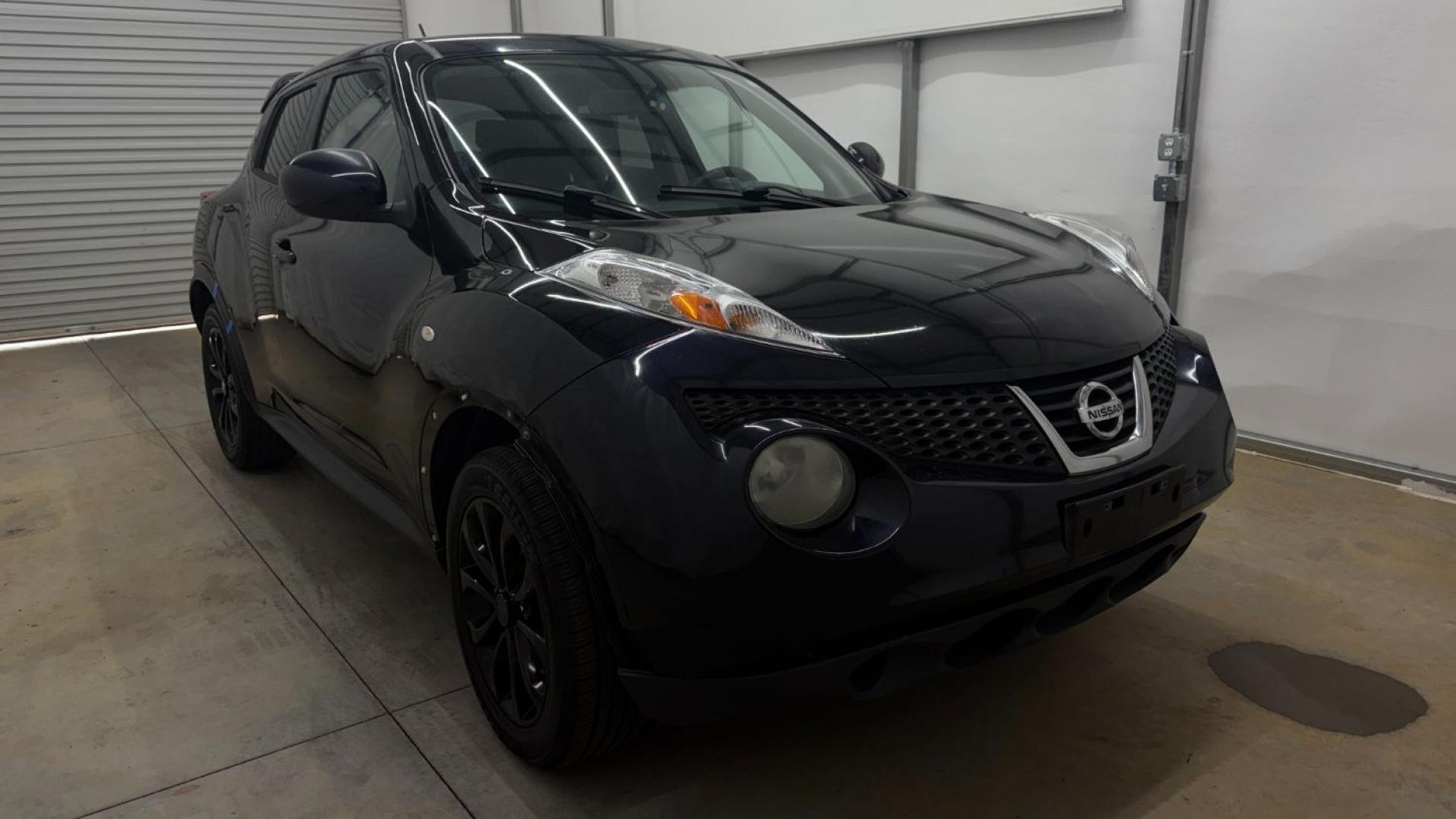 2014 Nissan Juke S FWD (JN8AF5MR5ET) with an 1.6L L4 DOHC 16V TURBO engine, Continuously Variable Transmission transmission, located at 1806 Veterans Memorial Hwy SW, Austell, GA, 30168, (770) 944-9558, 33.817959, -84.606987 - Photo#7