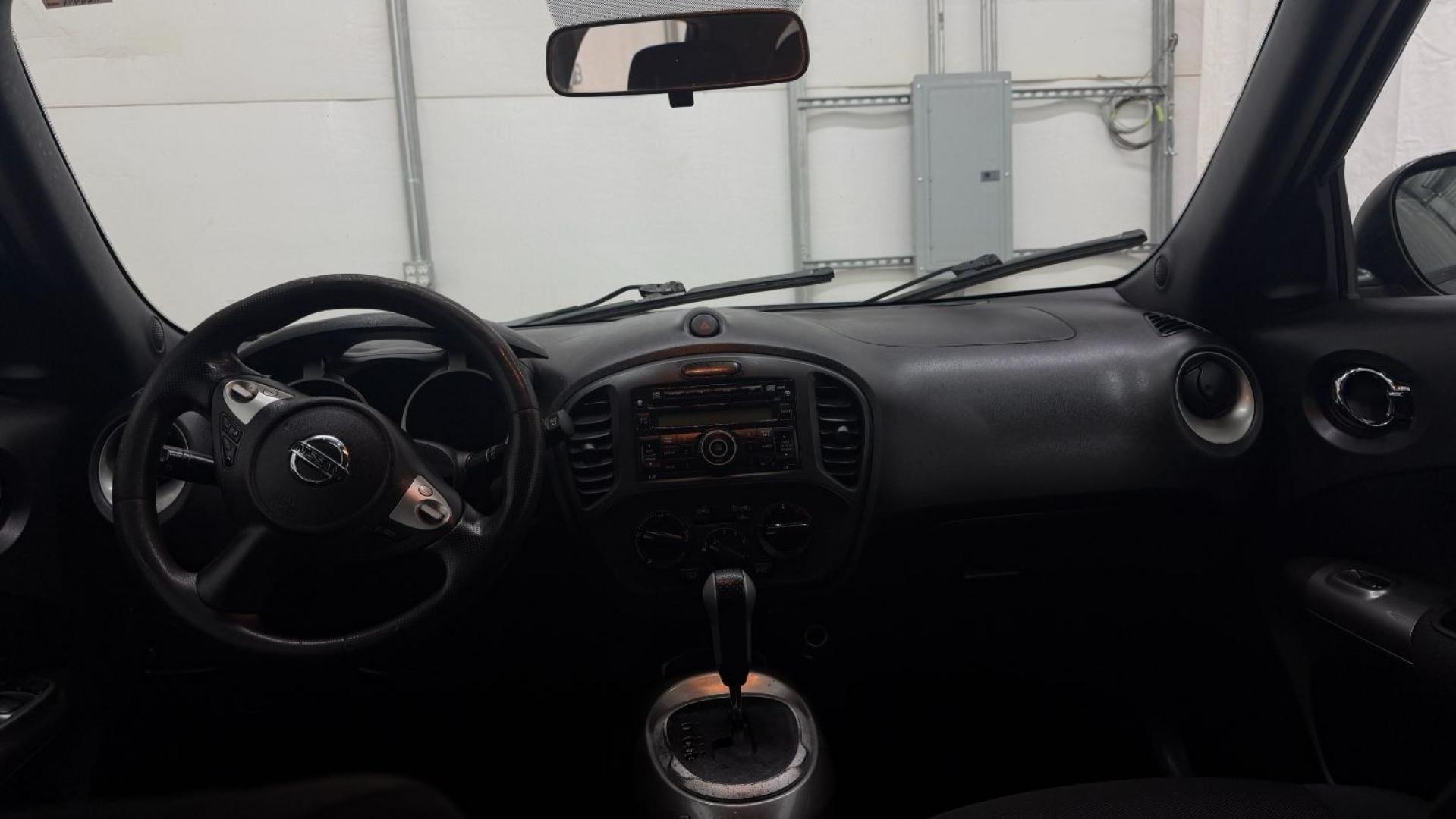 2014 Nissan Juke S FWD (JN8AF5MR5ET) with an 1.6L L4 DOHC 16V TURBO engine, Continuously Variable Transmission transmission, located at 1806 Veterans Memorial Hwy SW, Austell, GA, 30168, (770) 944-9558, 33.817959, -84.606987 - Photo#15