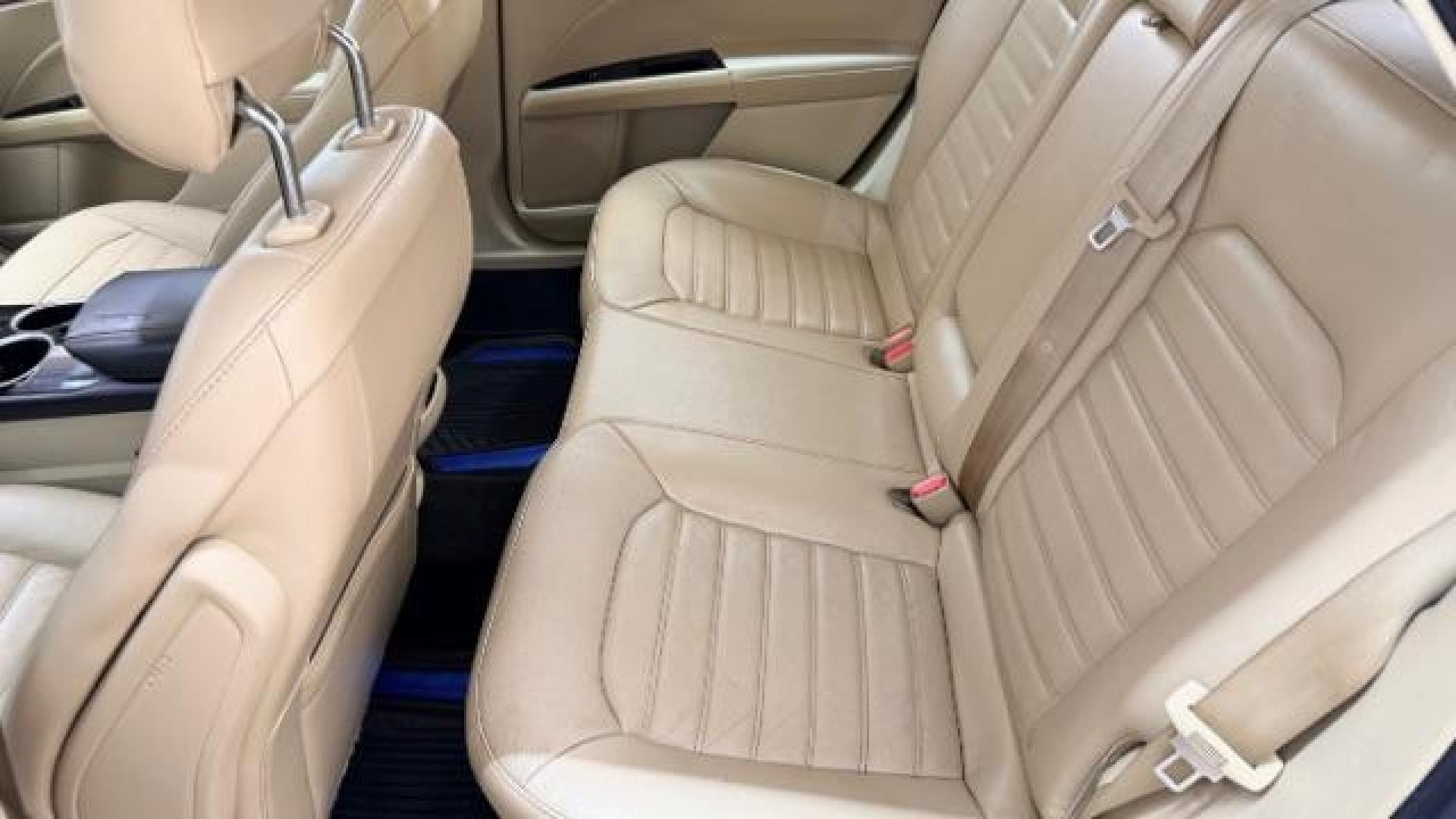 2013 Black Ford Fusion SE (3FA6P0HR9DR) with an 1.6L L4 DOHC 16V engine, located at 1806 Veterans Memorial Hwy SW, Austell, GA, 30168, (770) 944-9558, 33.817959, -84.606987 - Photo#14