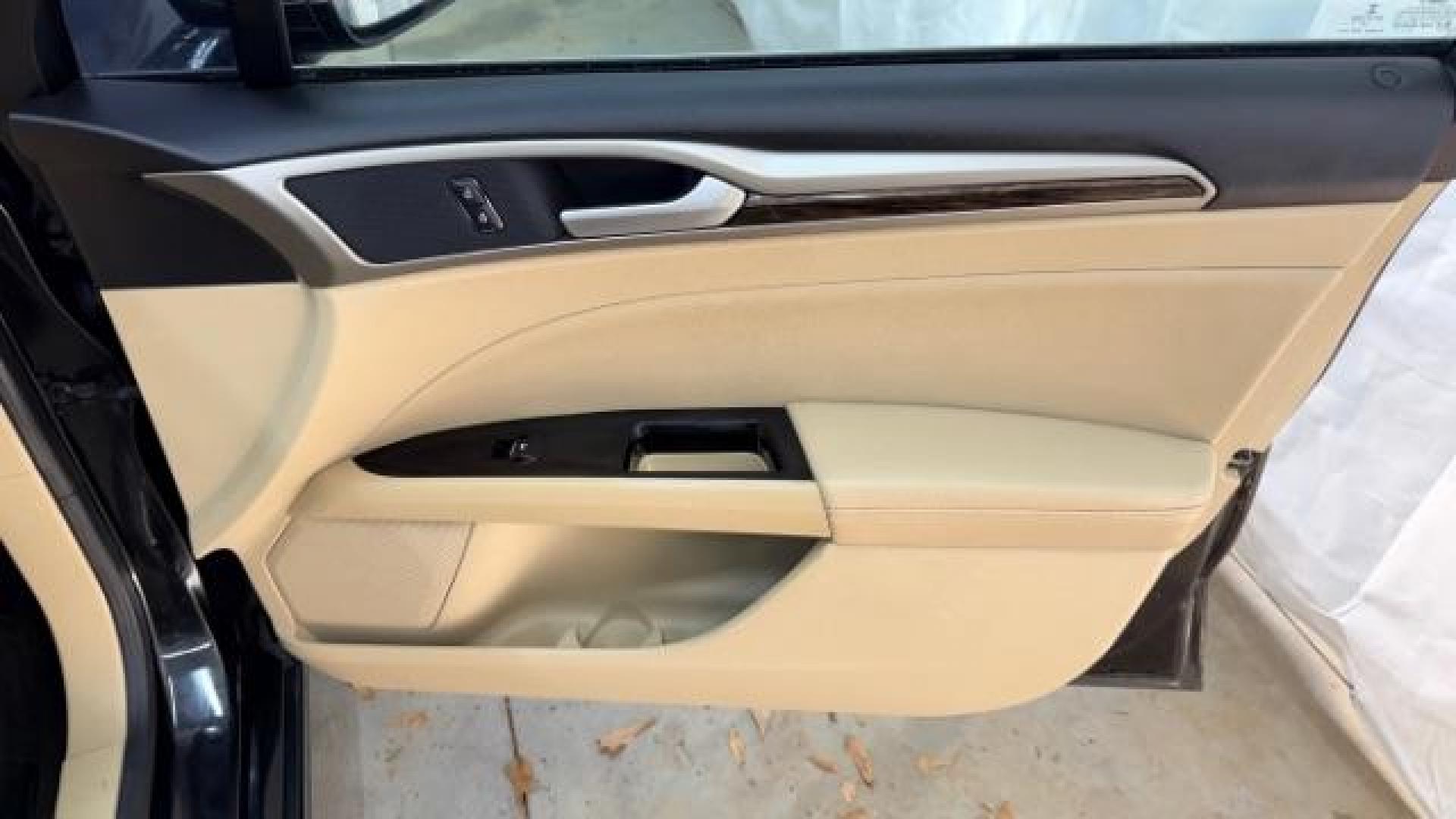 2013 Black Ford Fusion SE (3FA6P0HR9DR) with an 1.6L L4 DOHC 16V engine, located at 1806 Veterans Memorial Hwy SW, Austell, GA, 30168, (770) 944-9558, 33.817959, -84.606987 - Photo#18