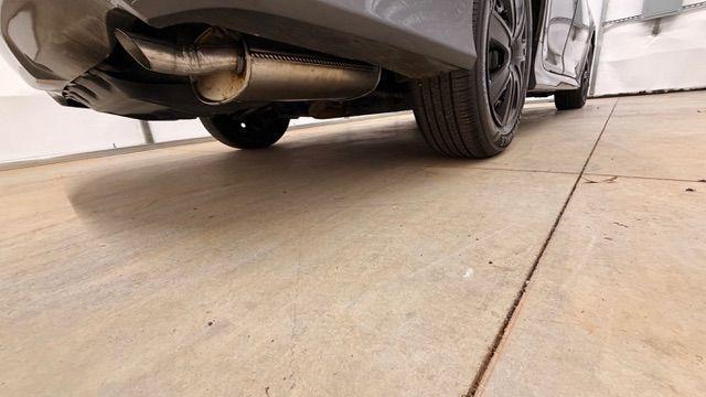 2013 GRAY Toyota Camry SE (4T1BF1FK2DU) with an 2.5L L4 DOHC 16V engine, 6-Speed Automatic transmission, located at 1806 Veterans Memorial Hwy SW, Austell, GA, 30168, (770) 944-9558, 33.817959, -84.606987 - Photo#22