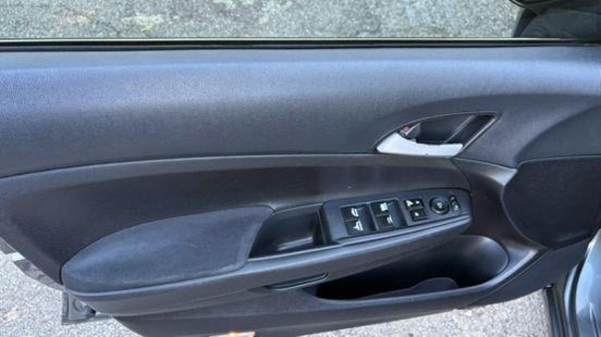 2010 Gray Honda Accord LX Sedan AT (1HGCP2F34AA) with an 2.4L L4 DOHC 16V engine, 5-Speed Automatic transmission, located at 1806 Veterans Memorial Hwy SW, Austell, GA, 30168, (770) 944-9558, 33.817959, -84.606987 - Photo#8
