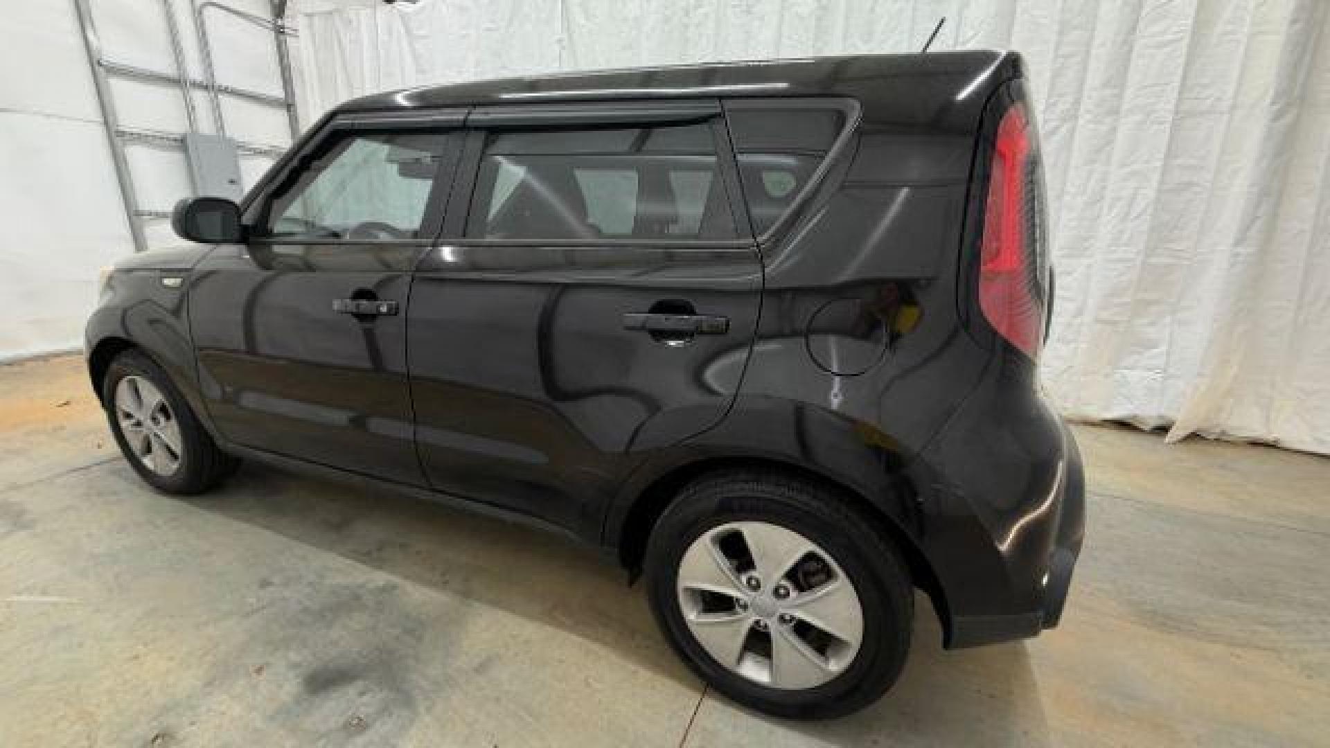 2014 BLACK /Black Kia Soul Base (KNDJN2A22E7) with an 1.6L L4 DOHC 16V engine, located at 1806 Veterans Memorial Hwy SW, Austell, GA, 30168, (770) 944-9558, 33.817959, -84.606987 - Photo#2
