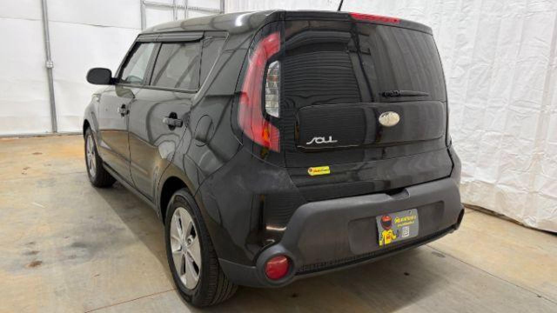 2014 BLACK /Black Kia Soul Base (KNDJN2A22E7) with an 1.6L L4 DOHC 16V engine, located at 1806 Veterans Memorial Hwy SW, Austell, GA, 30168, (770) 944-9558, 33.817959, -84.606987 - Photo#3
