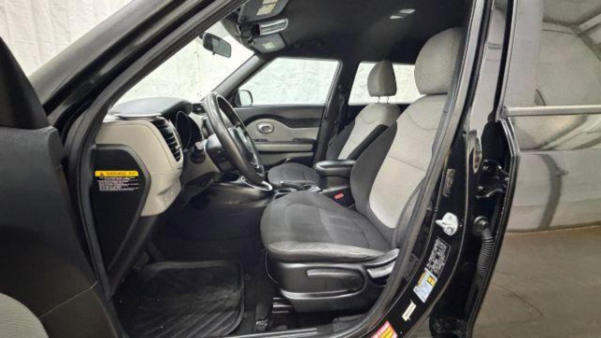 2014 BLACK /Black Kia Soul Base (KNDJN2A22E7) with an 1.6L L4 DOHC 16V engine, located at 1806 Veterans Memorial Hwy SW, Austell, GA, 30168, (770) 944-9558, 33.817959, -84.606987 - Photo#12