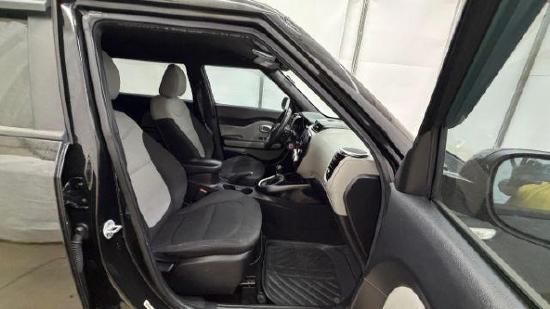 2014 BLACK /Black Kia Soul Base (KNDJN2A22E7) with an 1.6L L4 DOHC 16V engine, located at 1806 Veterans Memorial Hwy SW, Austell, GA, 30168, (770) 944-9558, 33.817959, -84.606987 - Photo#17