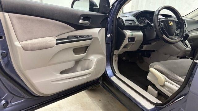 2012 Blue Honda CR-V EX 2WD 5-Speed AT (3CZRM3H55CG) with an 2.4L L4 DOHC 16V engine, 5-Speed Automatic transmission, located at 1806 Veterans Memorial Hwy SW, Austell, GA, 30168, (770) 944-9558, 33.817959, -84.606987 - Why Choose Automania? At Automania, we make car buying easy and stress-free, with over 20 years serving Austell, GA and the surrounding communities. WE FINANCE GOOD AND NOT SO GOOD CREDIT, we work with all credit types, and every vehicle comes with a free vehicle history report so you know its backg- Photo#10