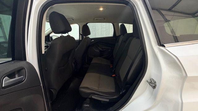 2017 White Ford Escape SE FWD (1FMCU0GD2HU) with an 1.5L L4 DOHC 16V engine, 6-Speed Automatic transmission, located at 1806 Veterans Memorial Hwy SW, Austell, GA, 30168, (770) 944-9558, 33.817959, -84.606987 - Photo#15