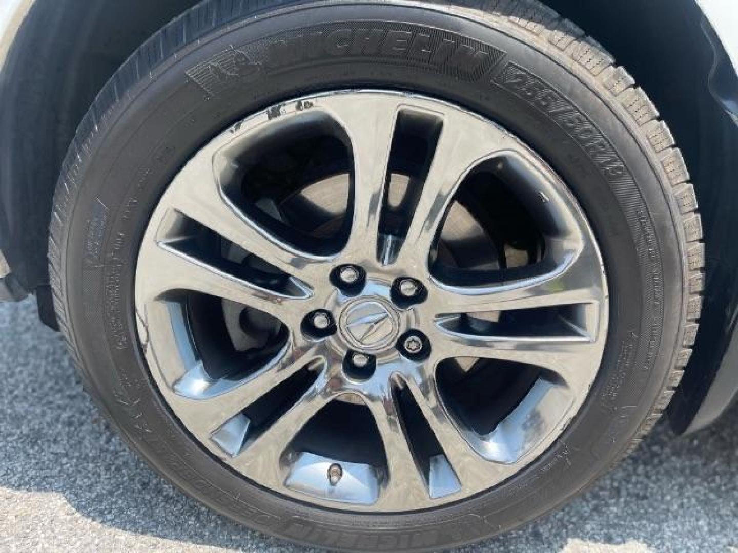 2011 White Acura MDX 6-Spd AT w/Tech Pack (2HNYD2H69BH) with an 3.7L V6 SOHC 24V engine, 6-Speed Automatic transmission, located at 1806 Veterans Memorial Hwy SW, Austell, GA, 30168, (770) 944-9558, 33.817959, -84.606987 - Photo#24
