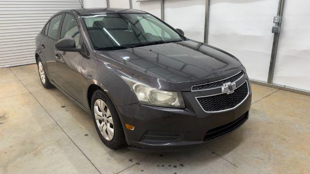 2014 GRAY Chevrolet Cruze LS Auto (1G1PA5SH5E7) with an 1.8L L4 DOHC 16V FFV engine, 6-Speed Automatic transmission, located at 1806 Veterans Memorial Hwy SW, Austell, GA, 30168, (770) 944-9558, 33.817959, -84.606987 - Photo#8