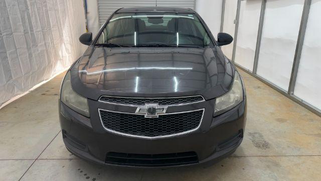 2014 GRAY Chevrolet Cruze LS Auto (1G1PA5SH5E7) with an 1.8L L4 DOHC 16V FFV engine, 6-Speed Automatic transmission, located at 1806 Veterans Memorial Hwy SW, Austell, GA, 30168, (770) 944-9558, 33.817959, -84.606987 - Photo#9