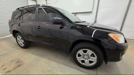 2012 Black Toyota RAV4 Base I4 2WD (2T3ZF4DV0CW) with an 2.4L L4 DOHC 16V engine, 4-Speed Automatic transmission, located at 1806 Veterans Memorial Hwy SW, Austell, GA, 30168, (770) 944-9558, 33.817959, -84.606987 - Photo#7