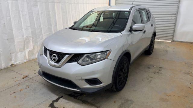 photo of 2016 Nissan Rogue