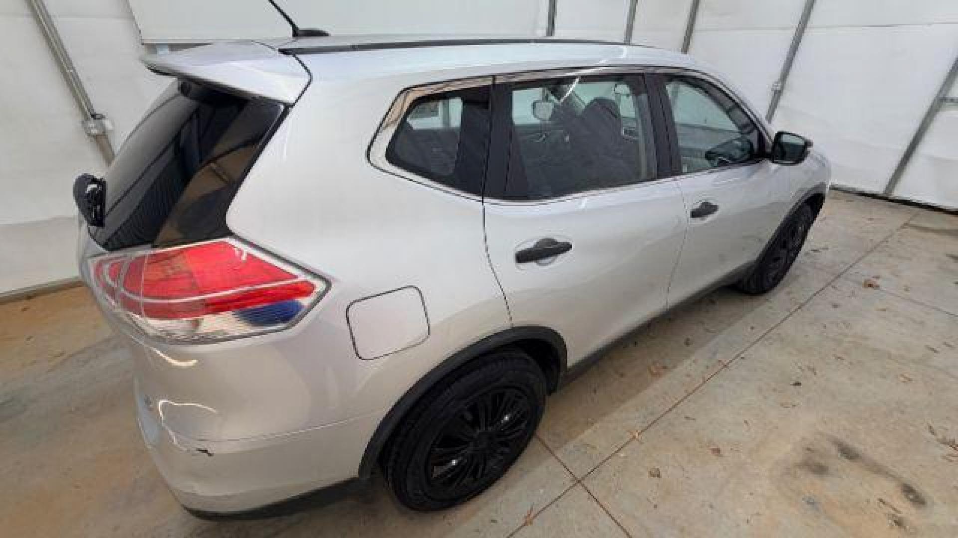 2016 Silver Nissan Rogue S AWD (KNMAT2MV6GP) with an 2.5L L4 DOHC 16V engine, Continuously Variable Transmission transmission, located at 1806 Veterans Memorial Hwy SW, Austell, GA, 30168, (770) 944-9558, 33.817959, -84.606987 - Photo#7