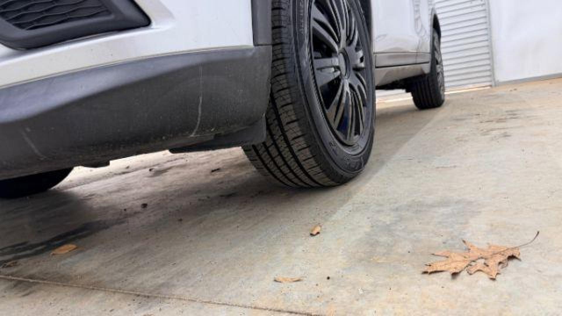 2016 Silver Nissan Rogue S AWD (KNMAT2MV6GP) with an 2.5L L4 DOHC 16V engine, Continuously Variable Transmission transmission, located at 1806 Veterans Memorial Hwy SW, Austell, GA, 30168, (770) 944-9558, 33.817959, -84.606987 - Photo#24