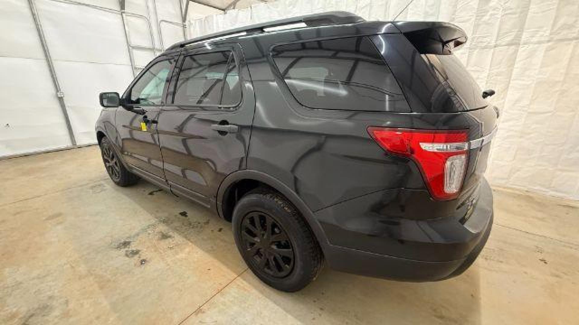 2014 Black Ford Explorer Base FWD (1FM5K7B87EG) with an 3.5L V6 DOHC 24V engine, 6-Speed Automatic transmission, located at 1806 Veterans Memorial Hwy SW, Austell, GA, 30168, (770) 944-9558, 33.817959, -84.606987 - Photo#2