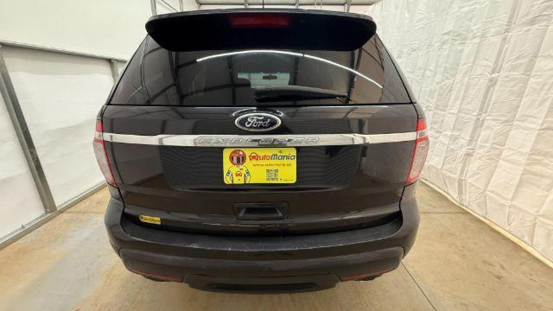 2014 Black Ford Explorer Base FWD (1FM5K7B87EG) with an 3.5L V6 DOHC 24V engine, 6-Speed Automatic transmission, located at 1806 Veterans Memorial Hwy SW, Austell, GA, 30168, (770) 944-9558, 33.817959, -84.606987 - Photo#4