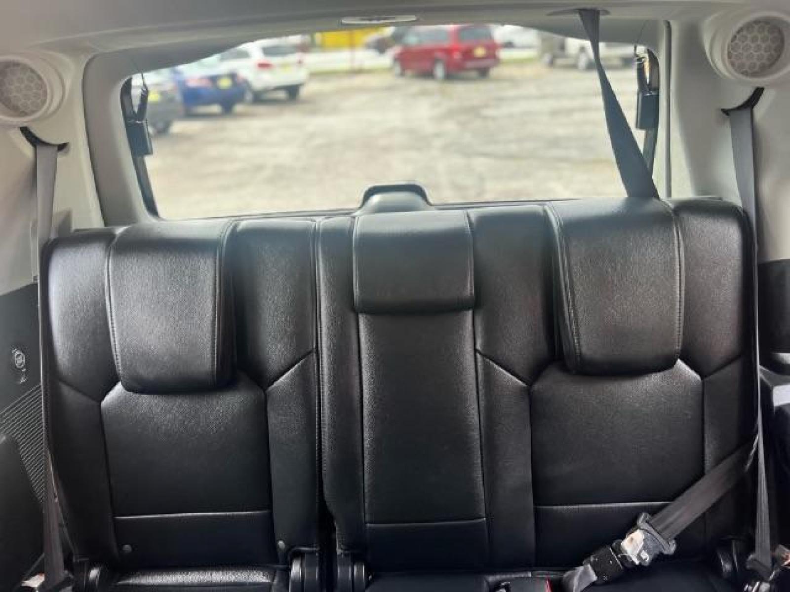 2012 White Honda Pilot Touring 4WD 5-Spd AT with DVD (5FNYF4H9XCB) with an 3.5L V6 SOHC 24V engine, 5-Speed Automatic transmission, located at 1806 Veterans Memorial Hwy SW, Austell, GA, 30168, (770) 944-9558, 33.817959, -84.606987 - Photo #15