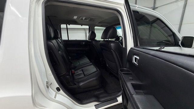 2012 White Honda Pilot Touring 4WD 5-Spd AT (5FNYF4H9XCB) with an 3.5L V6 SOHC 24V engine, 5-Speed Automatic transmission, located at 1806 Veterans Memorial Hwy SW, Austell, GA, 30168, (770) 944-9558, 33.817959, -84.606987 - Photo#18
