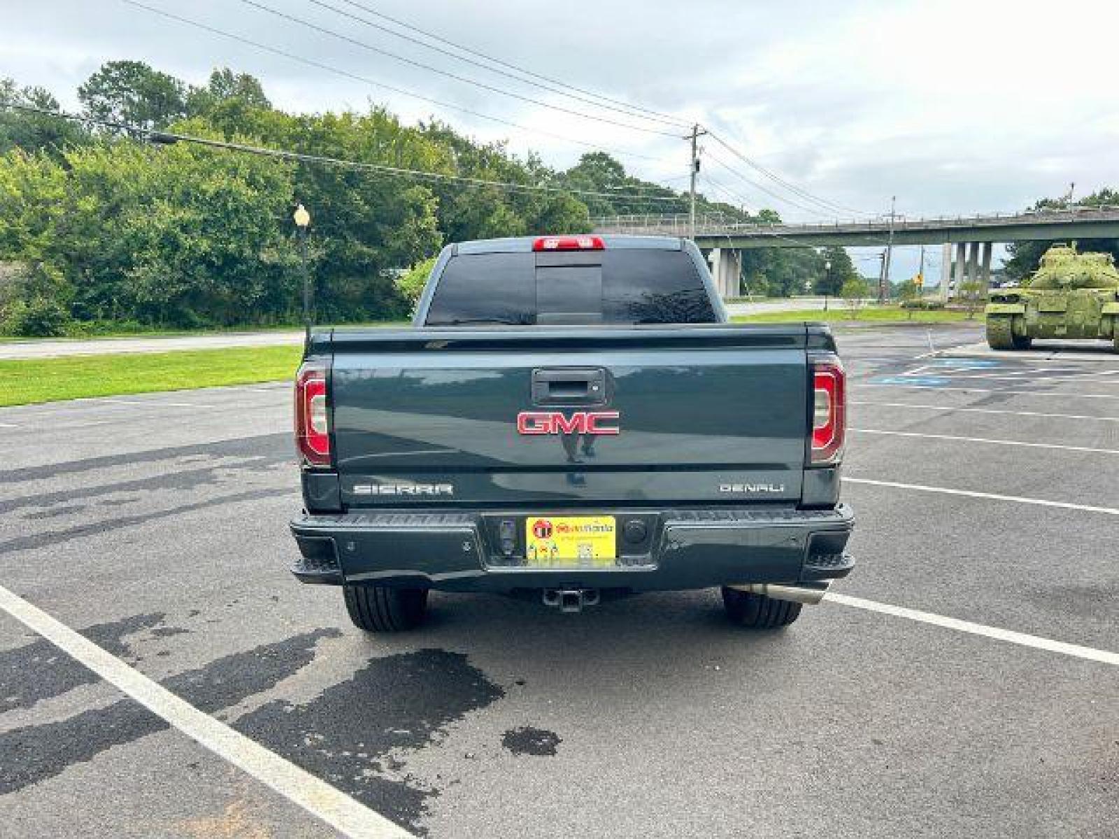 2017 Gray GMC Sierra 1500 Denali Crew Cab Long Box 4WD (3GTU2PEJ4HG) with an 6.2L V8 OHV 16V engine, 6-Speed Automatic transmission, located at 1806 Veterans Memorial Hwy SW, Austell, GA, 30168, (770) 944-9558, 33.817959, -84.606987 - Photo #8