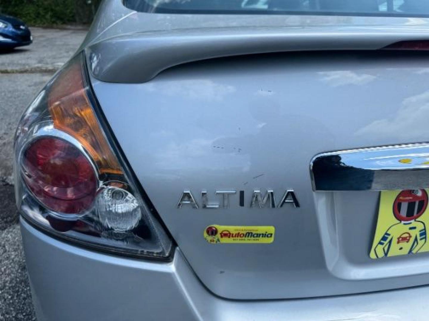 2012 Silver Nissan Altima 2.5 S (1N4AL2AP7CN) with an 2.5L L4 DOHC 16V engine, Continuously Variabl transmission, located at 1806 Veterans Memorial Hwy SW, Austell, GA, 30168, (770) 944-9558, 33.817959, -84.606987 - Photo#12