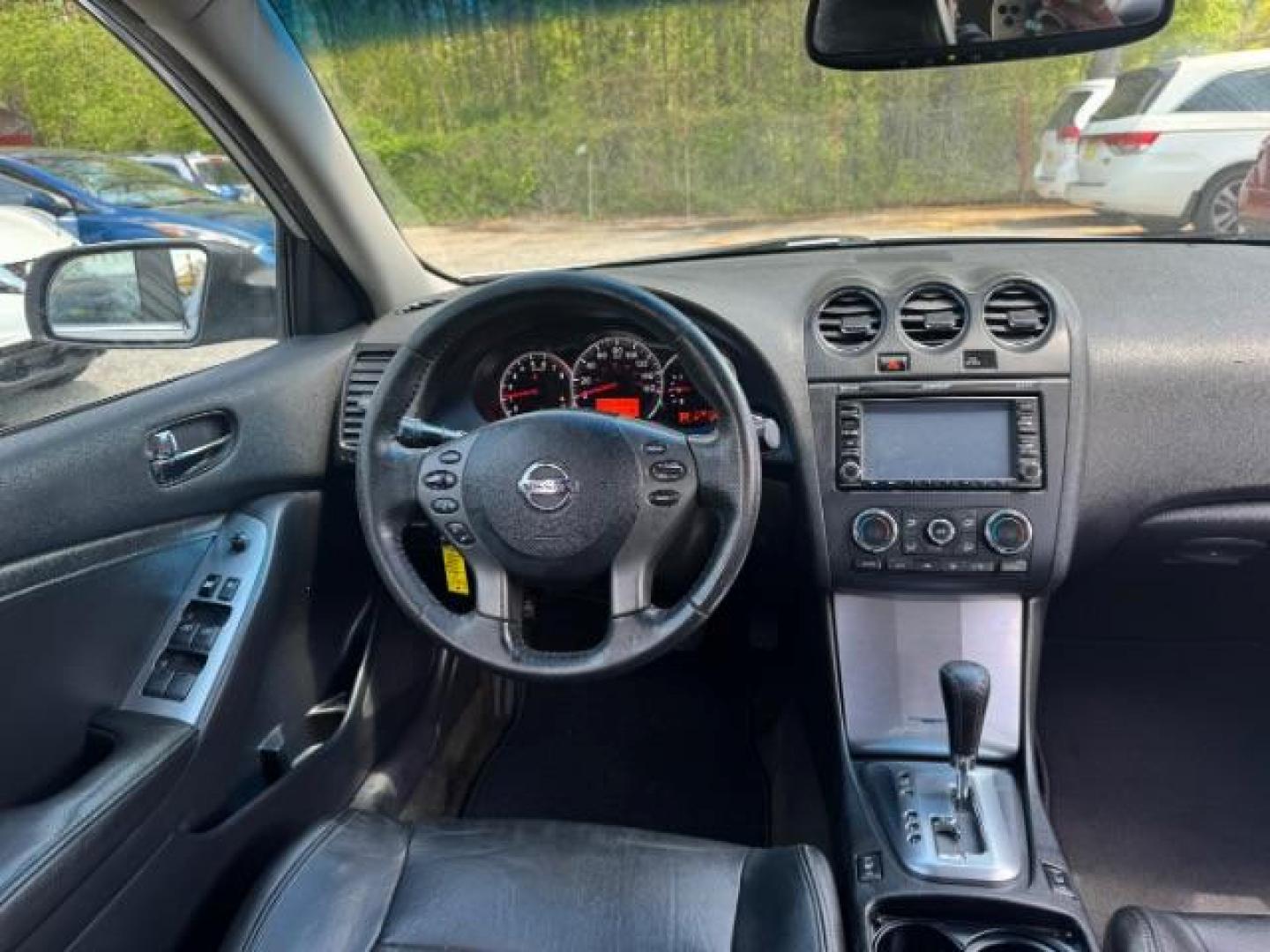 2012 Silver Nissan Altima 2.5 S (1N4AL2AP7CN) with an 2.5L L4 DOHC 16V engine, Continuously Variabl transmission, located at 1806 Veterans Memorial Hwy SW, Austell, GA, 30168, (770) 944-9558, 33.817959, -84.606987 - Photo#14