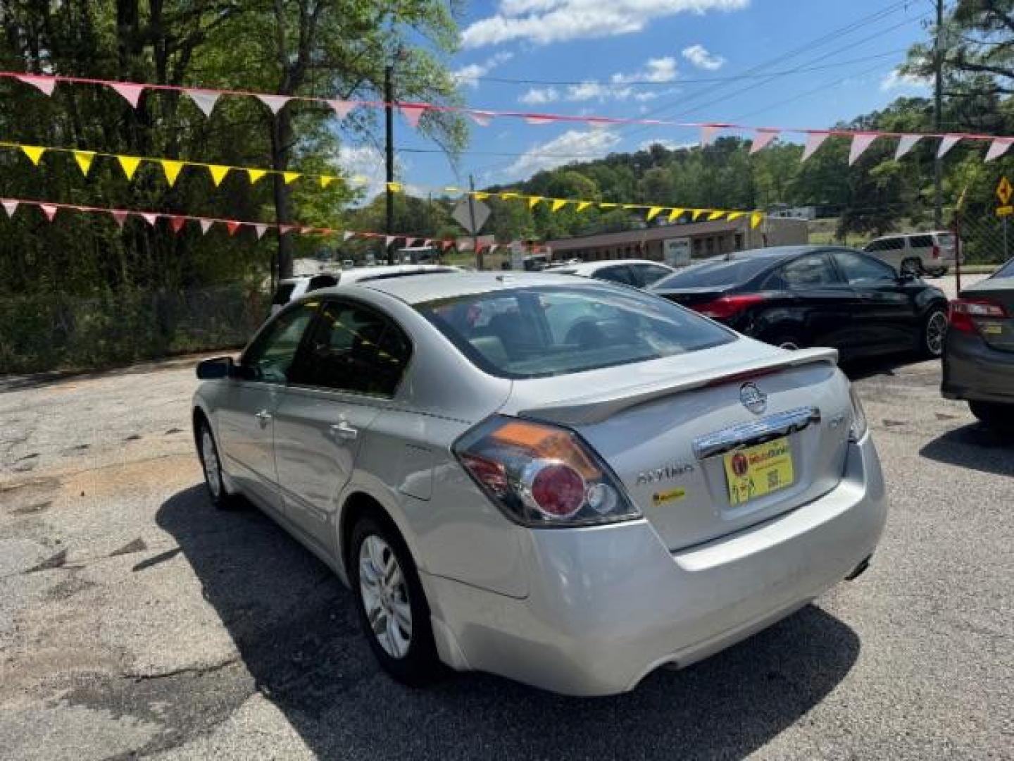 2012 Silver Nissan Altima 2.5 S (1N4AL2AP7CN) with an 2.5L L4 DOHC 16V engine, Continuously Variabl transmission, located at 1806 Veterans Memorial Hwy SW, Austell, GA, 30168, (770) 944-9558, 33.817959, -84.606987 - Photo#2
