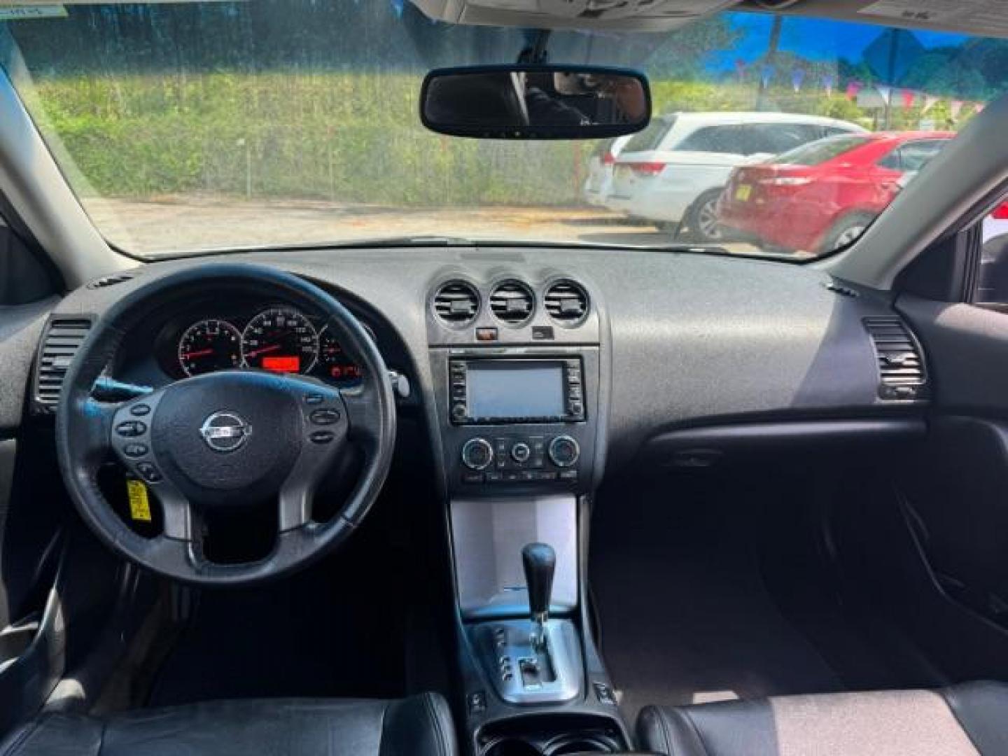 2012 Silver Nissan Altima 2.5 S (1N4AL2AP7CN) with an 2.5L L4 DOHC 16V engine, Continuously Variabl transmission, located at 1806 Veterans Memorial Hwy SW, Austell, GA, 30168, (770) 944-9558, 33.817959, -84.606987 - Photo#7