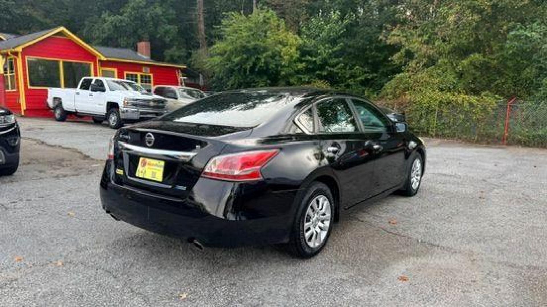 2014 Black Nissan Altima 2.5 (1N4AL3AP2EC) with an 2.5L L4 DOHC 16V engine, Continuously Variable Transmission transmission, located at 1806 Veterans Memorial Hwy SW, Austell, GA, 30168, (770) 944-9558, 33.817959, -84.606987 - Photo#3